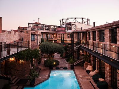 NOT HOTEL